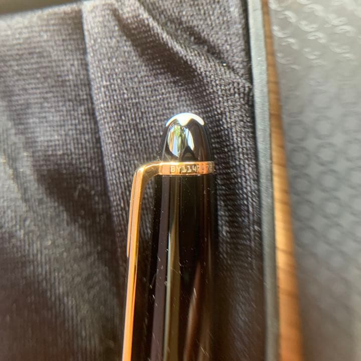 mont blankマイスターシュテュック　クラシックゴールド