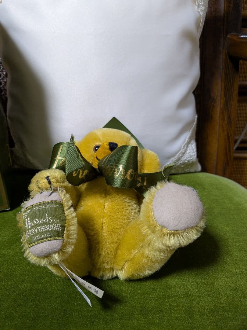 Harrods メリーソート社チーキー