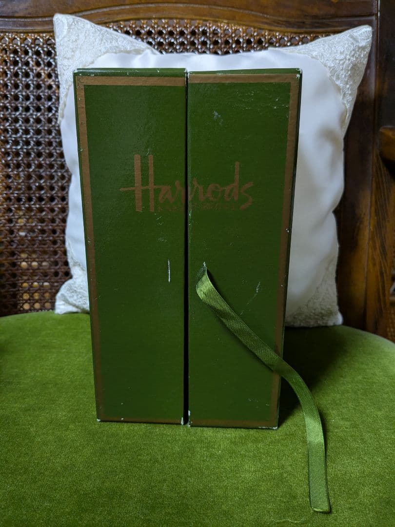 Harrods メリーソート社チーキー