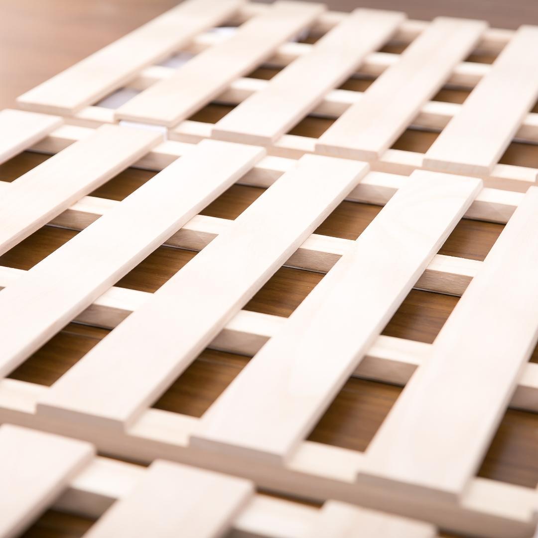 すのこベッド 折りたたみ ベッドフレーム 木製 セミダブル 4折桐木床 SD