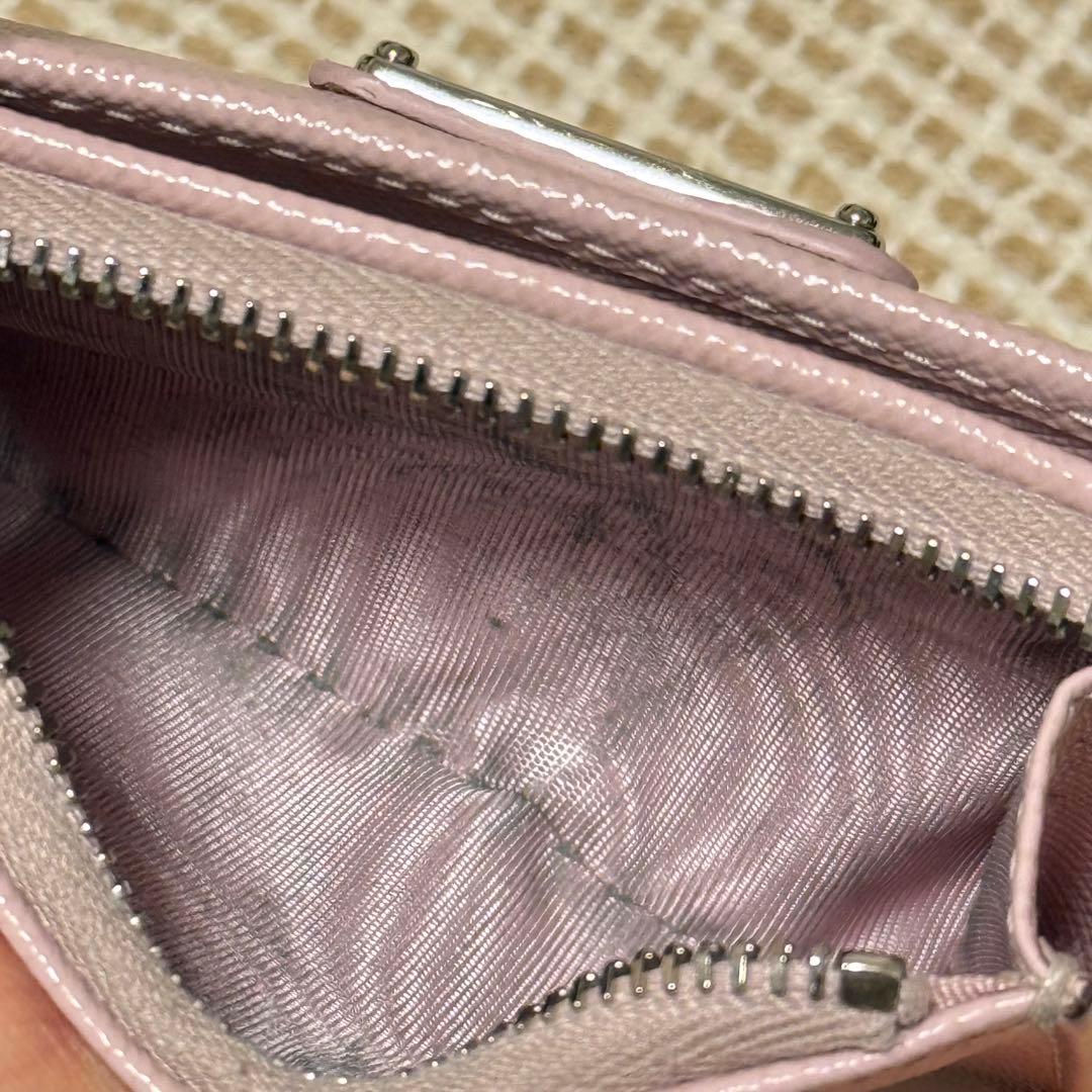 プラダ 折り財布 三角ロゴ サフィアーノレザー ピンク 1ML050