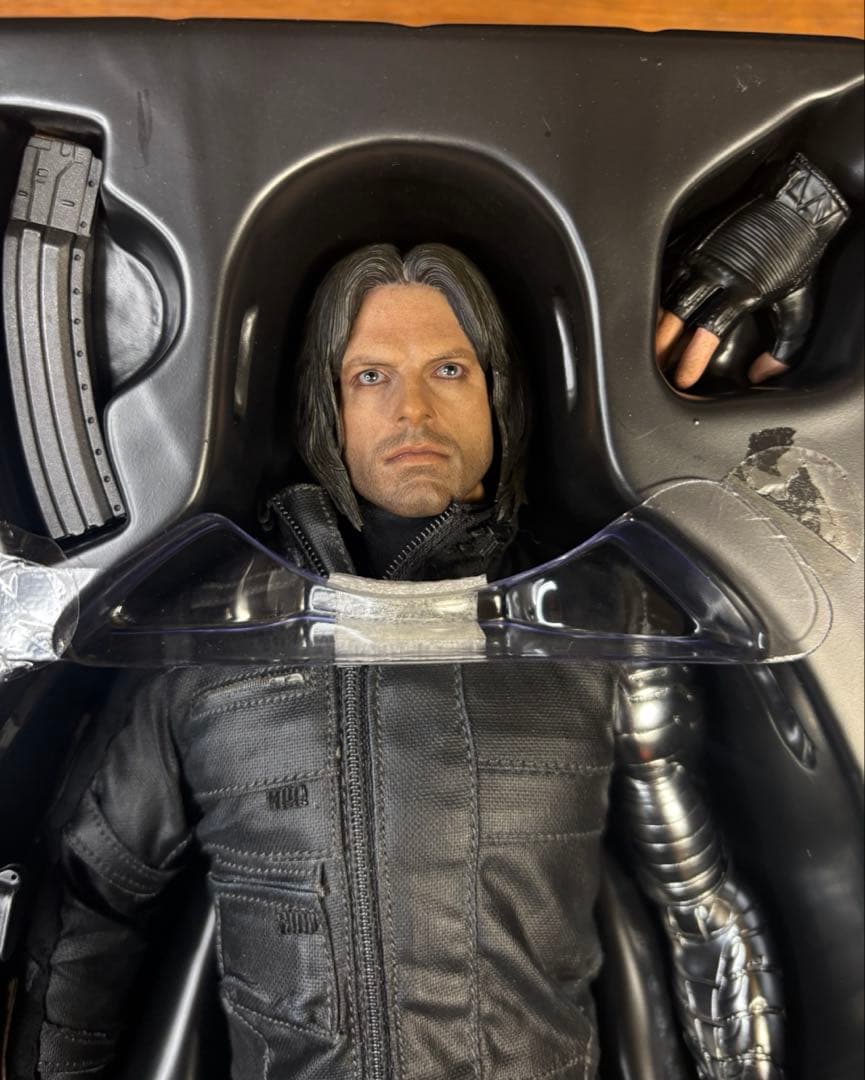 ホットトイズ　シビル・ウォー/キャプテン・アメリカ ウィンター・ソルジャー