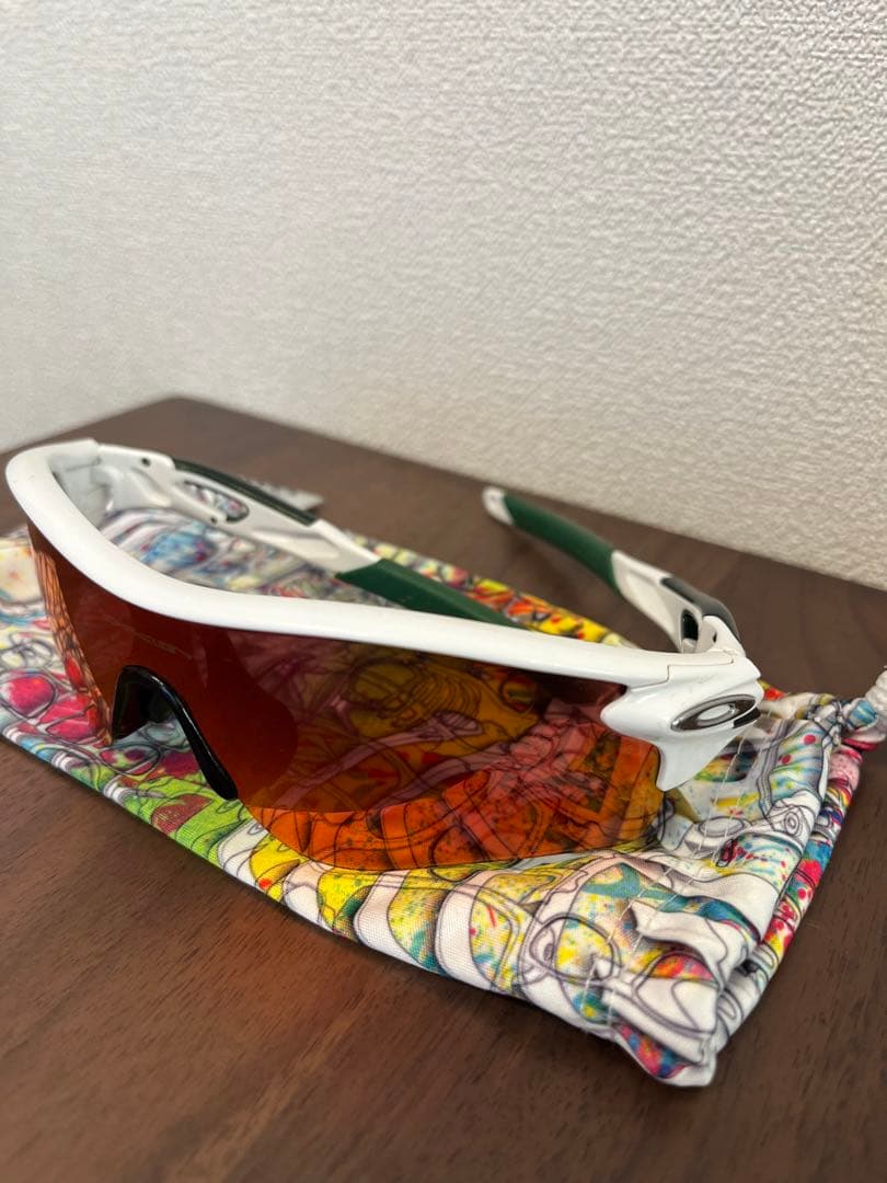【オークリー】レーダーロックカスタムサングラス