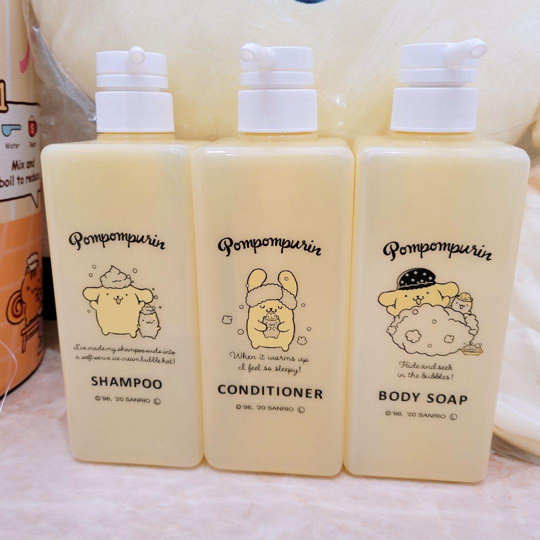 サンリオ　ポムポムプリン　シャンプーボトル　ぬいぐるみ　ポーチ　ゴミ箱　バック