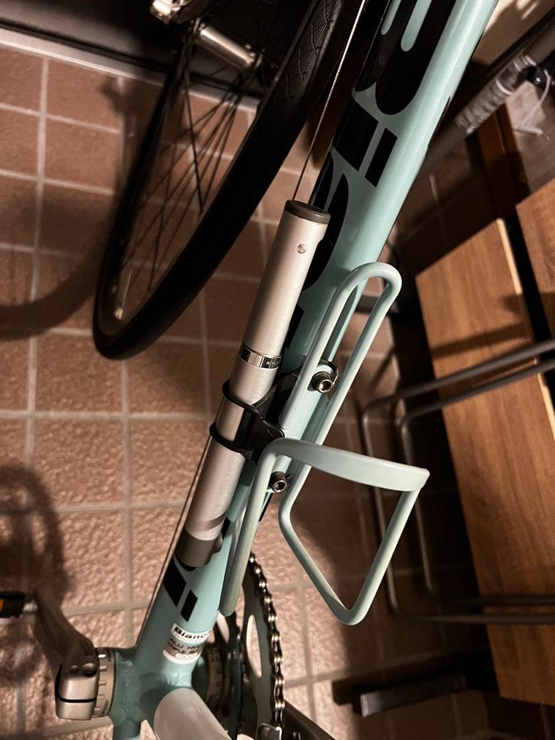 ぽ*た様 【希少な美品】Bianchi carbonロードバイク（C2C Nir