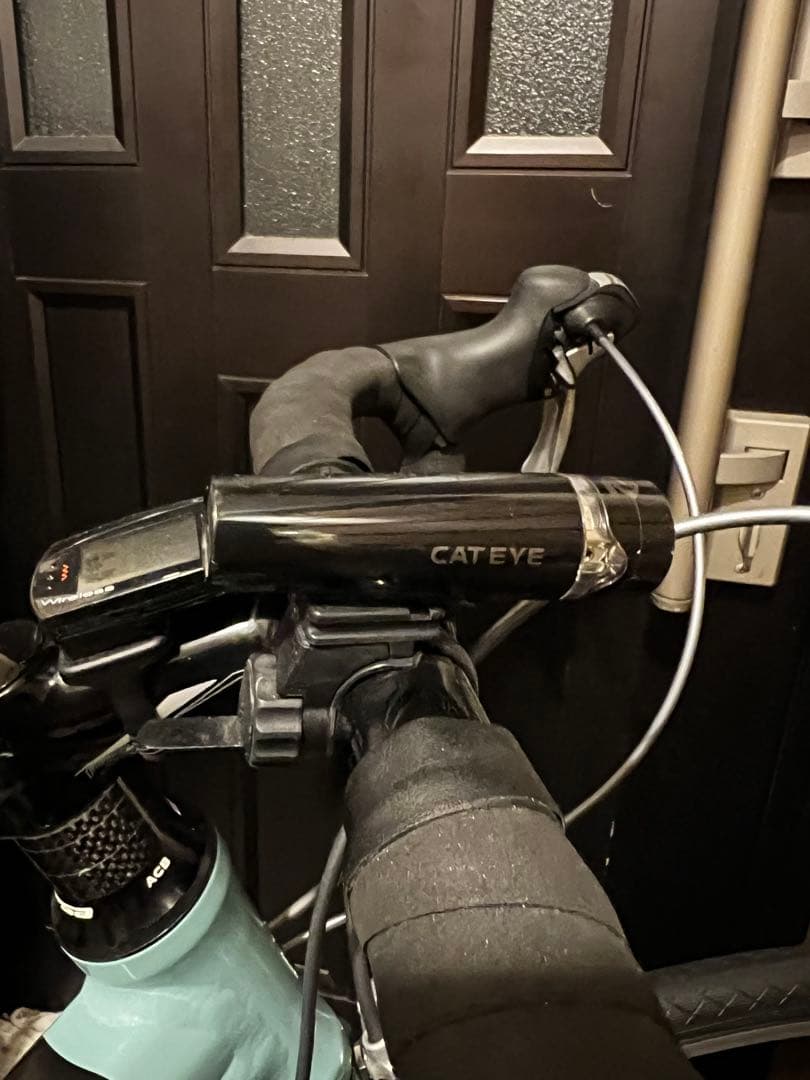 ぽ*た様 【希少な美品】Bianchi carbonロードバイク（C2C Nir