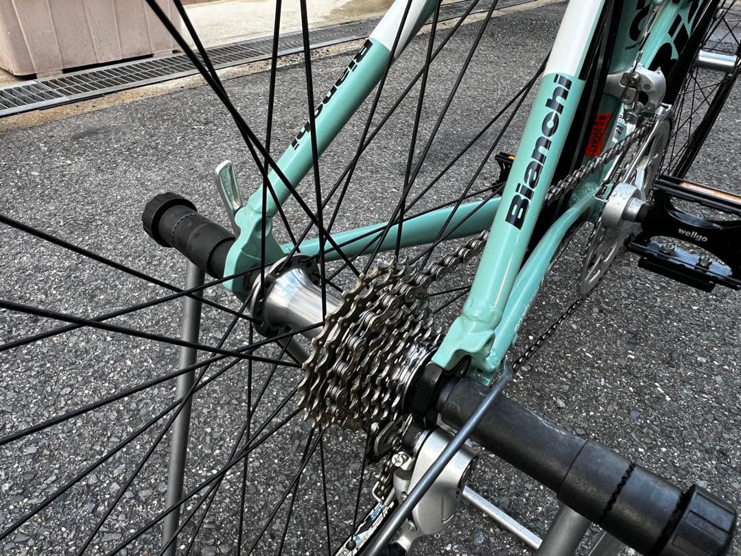 ぽ*た様 【希少な美品】Bianchi carbonロードバイク（C2C Nir