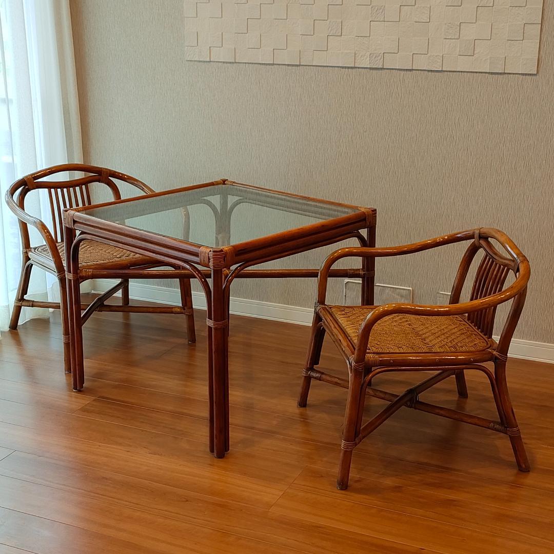 ビンテージラタン　ダイニングテーブルセット　ガラステーブル　椅子2脚付き