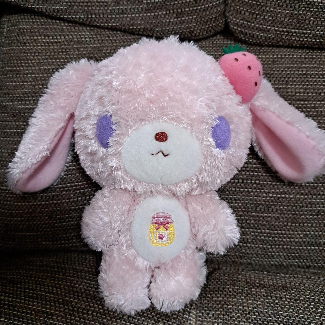 サンリオ シュガーバニーズ ぬいぐるみ　ストロベリーうさ 刺繍