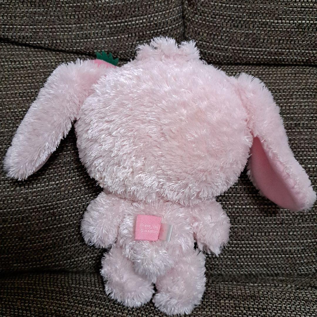 サンリオ シュガーバニーズ ぬいぐるみ　ストロベリーうさ 刺繍