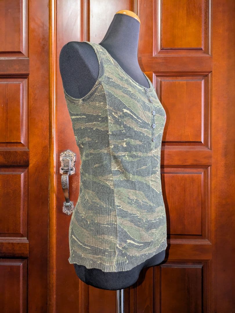 希少✨️ヒステリックグラマー 迷彩タンクトップ