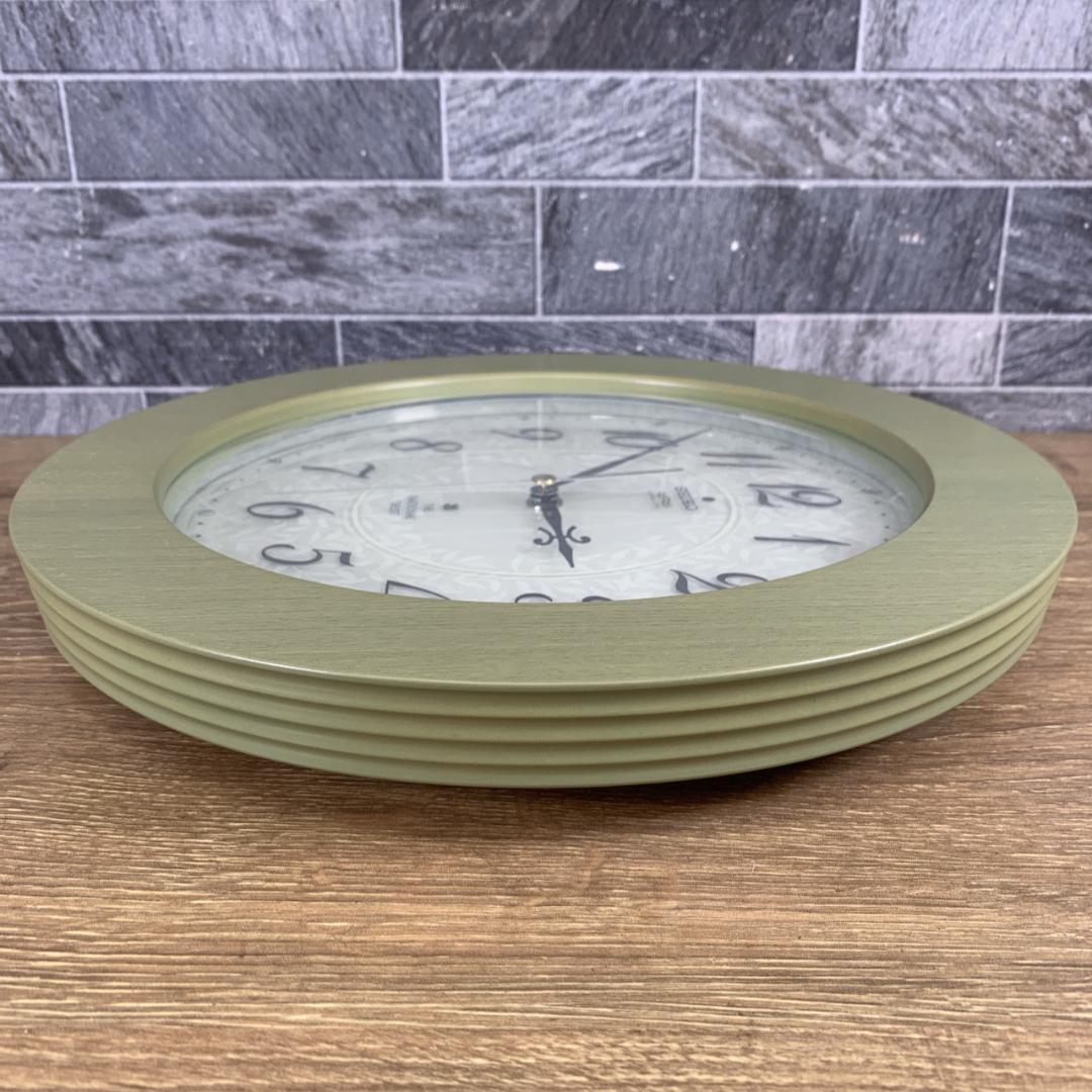 新品　生産終了品　SEIKO　ザ・ナショナル・トラスト 電波掛け時計　KX303