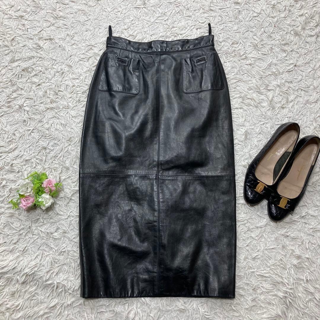 フランス製ヴィンテージ CHANEL BOUTIQUE シャネル レザースカート