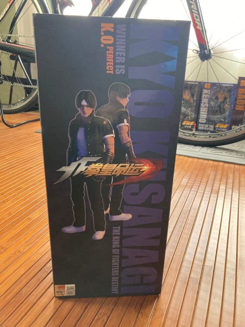 WorldBox 草薙京　1/6フィギュア