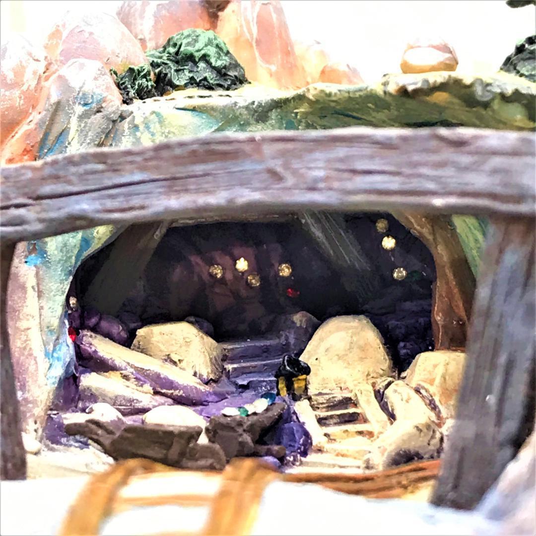 レア★WDCC 白雪姫  White 洞窟 採掘所 宝石 フィギュア