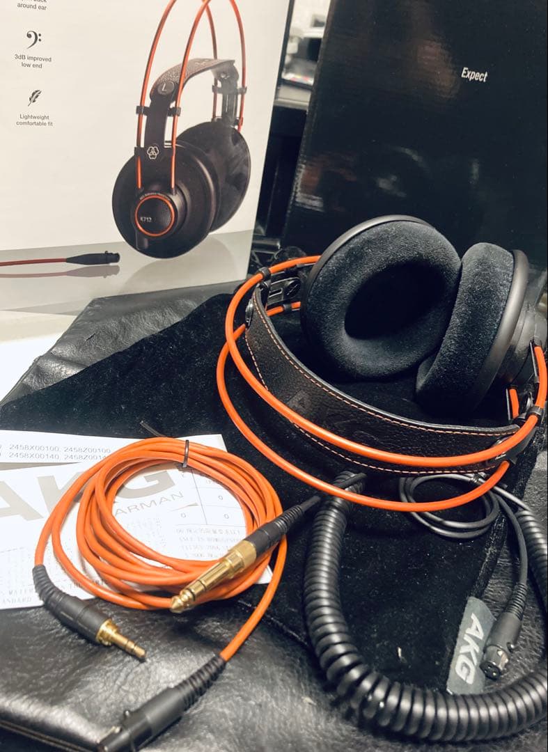 AKG K712PRO 開放型モニターヘッドホン