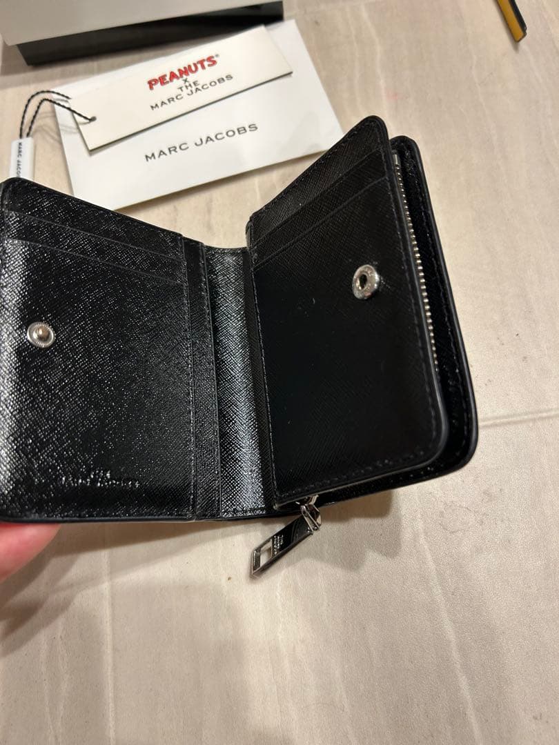 MARC JACOBS PEANUTS 二つ折り財布