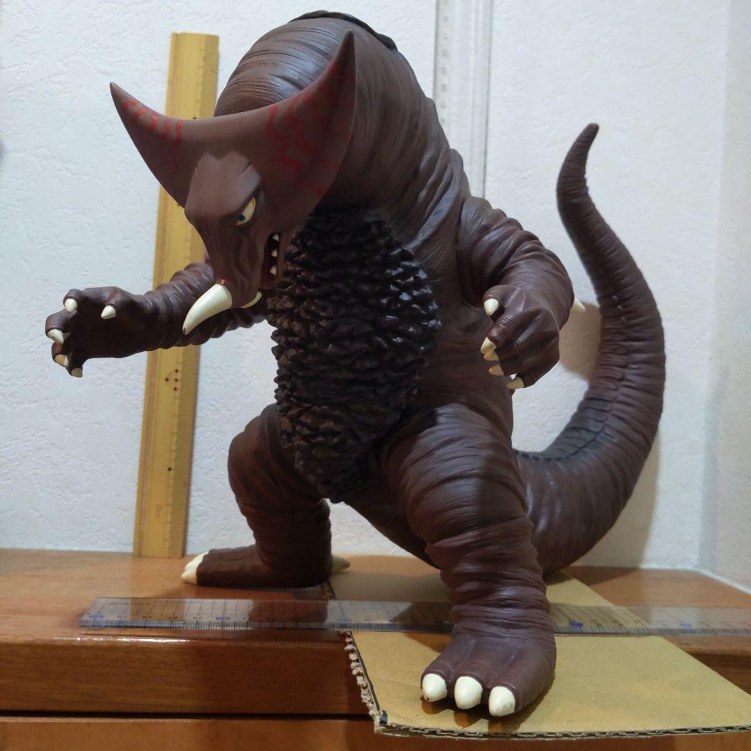 2007バンプレスト 非売品 超特大怪獣ソフビ【ゴモラ】ウルトラ怪獣