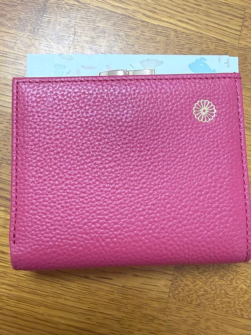 【新品未使用】皇居財布 ローズピンク　二つ折り箱・袋付き