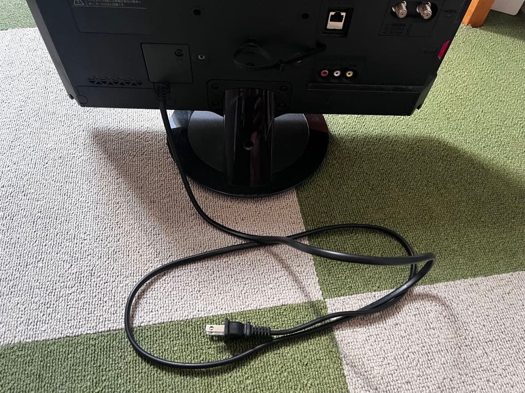 SHARP AQUOS 19インチ　液晶テレビ 本体