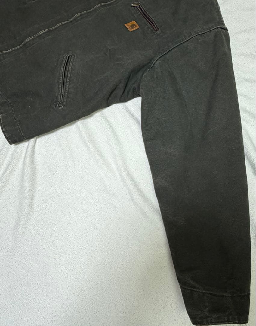 カーハート デトロイトジャケット モス