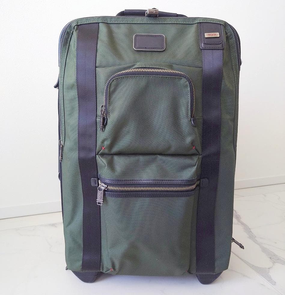 【美品】TUMI アルファブラボー 2輪キャリーバッグ 機内持ち込み可