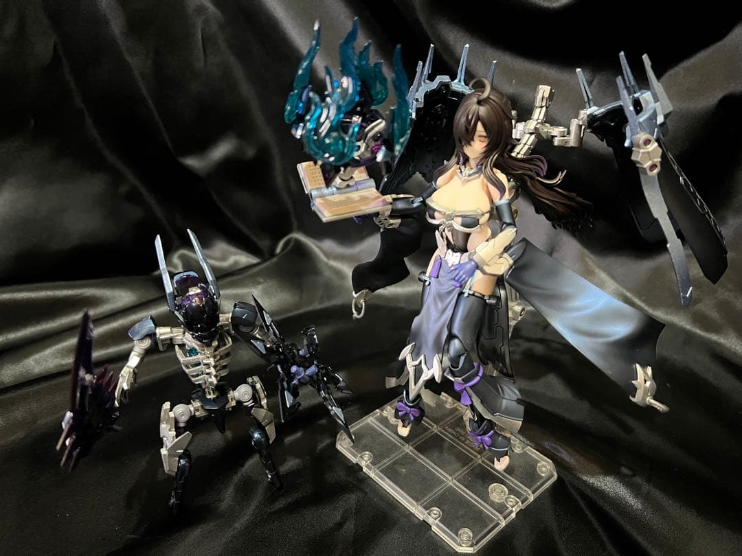 メガミデバイス 【皇巫 ツクヨミ レガリア】 美プラ 塗装品 完成品