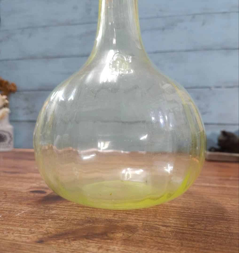 フランスアンティーク ヴァセリンガラス 花瓶 花器 フラワーベース ウラン硝子