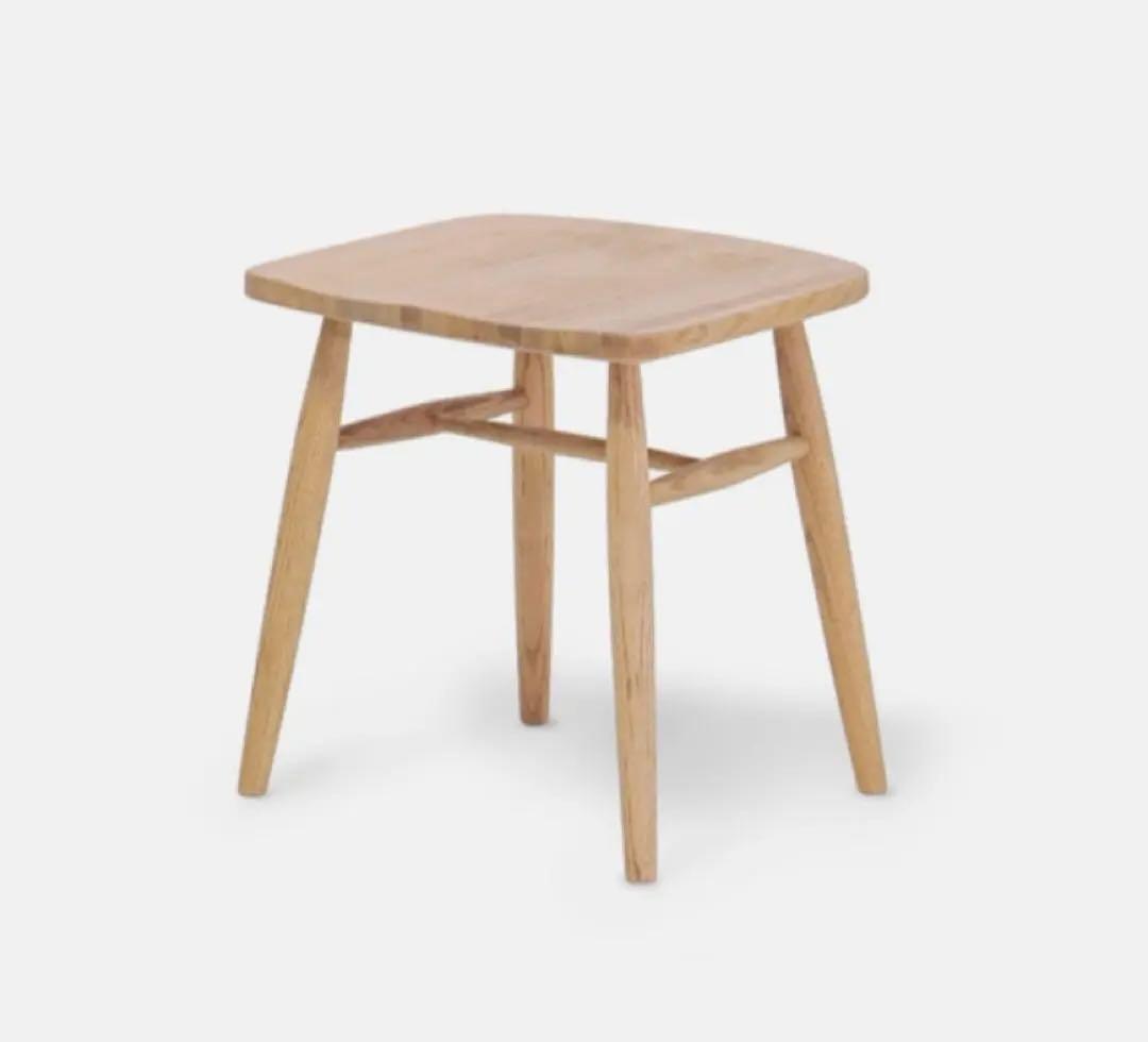 モモナチュラル スツール ①