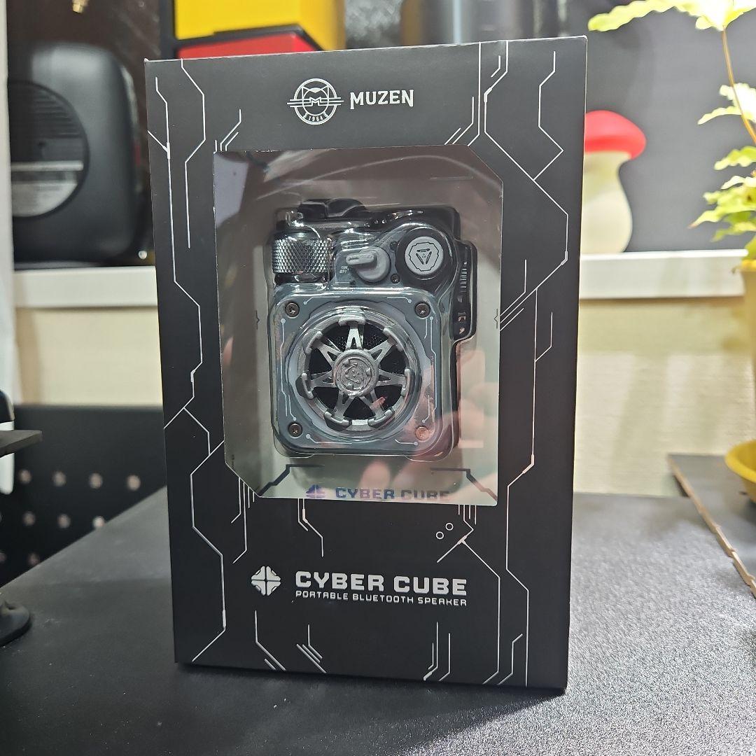 MUZEN CYBER CUBE ポータブルBluetoothスピーカー