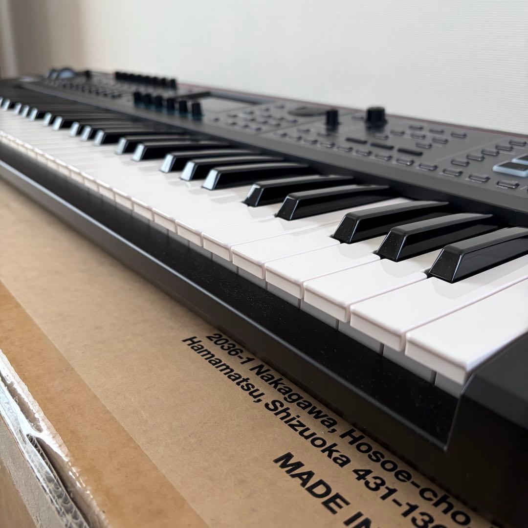Roland FANTOM-06 ローランド シンセサイザー
