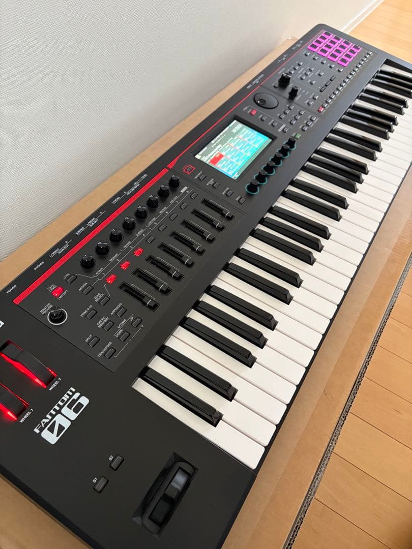 Roland FANTOM-06 ローランド シンセサイザー