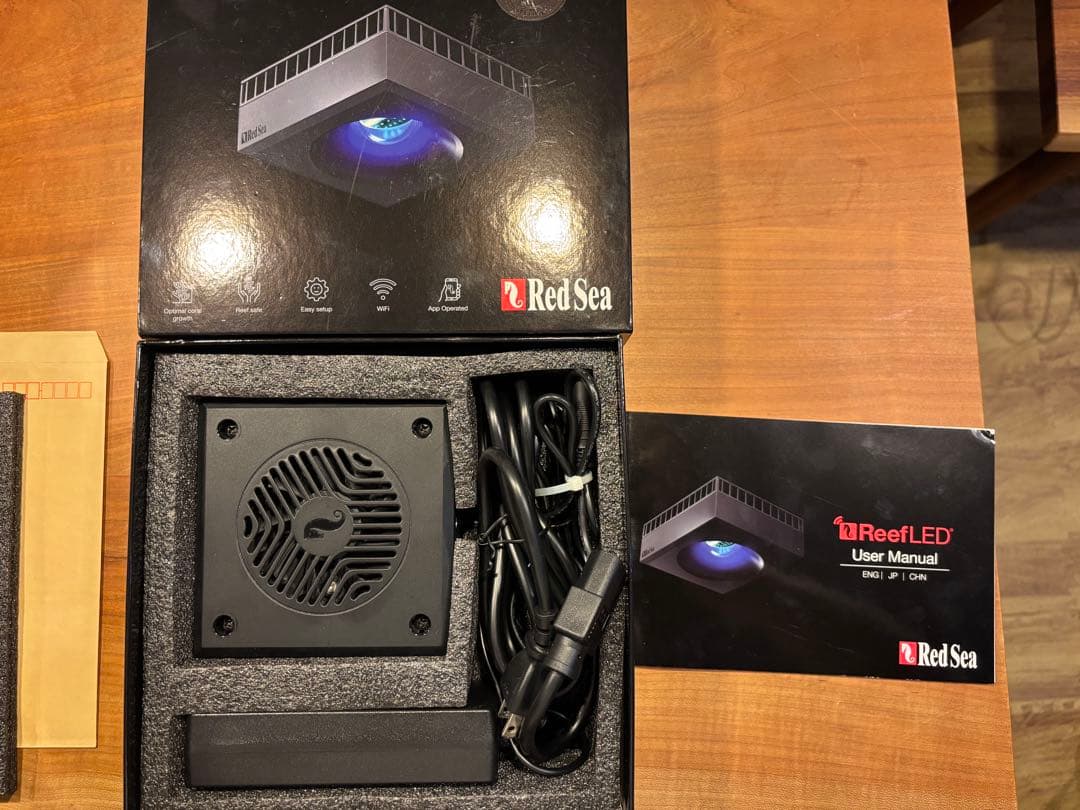 ReefLED 50 照明器具　値下げしますよ！
