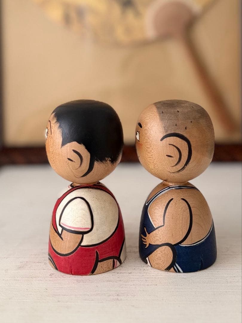 在銘「レスラー」こけし人形 ペア　11、5cm 作家物の可能性あり素朴な表情