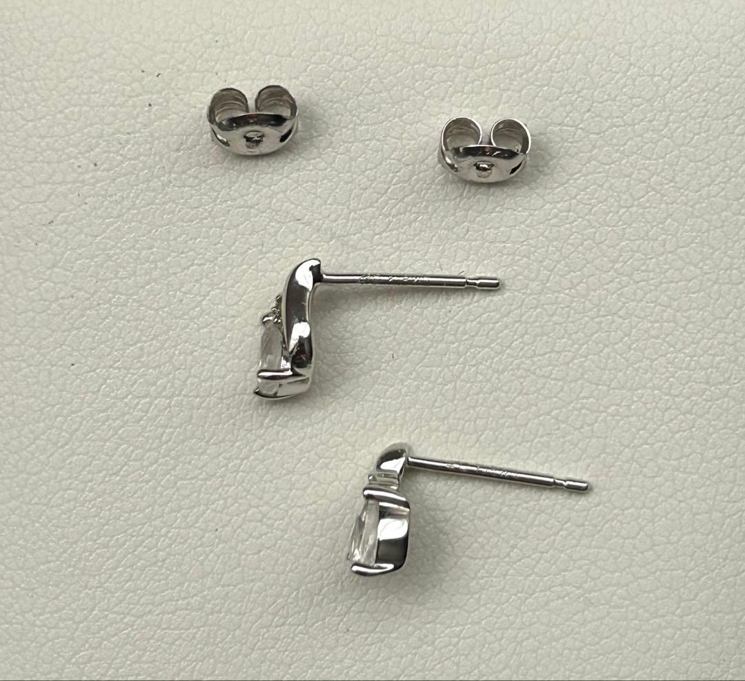 4℃ K18WG ダイヤ　ピアス