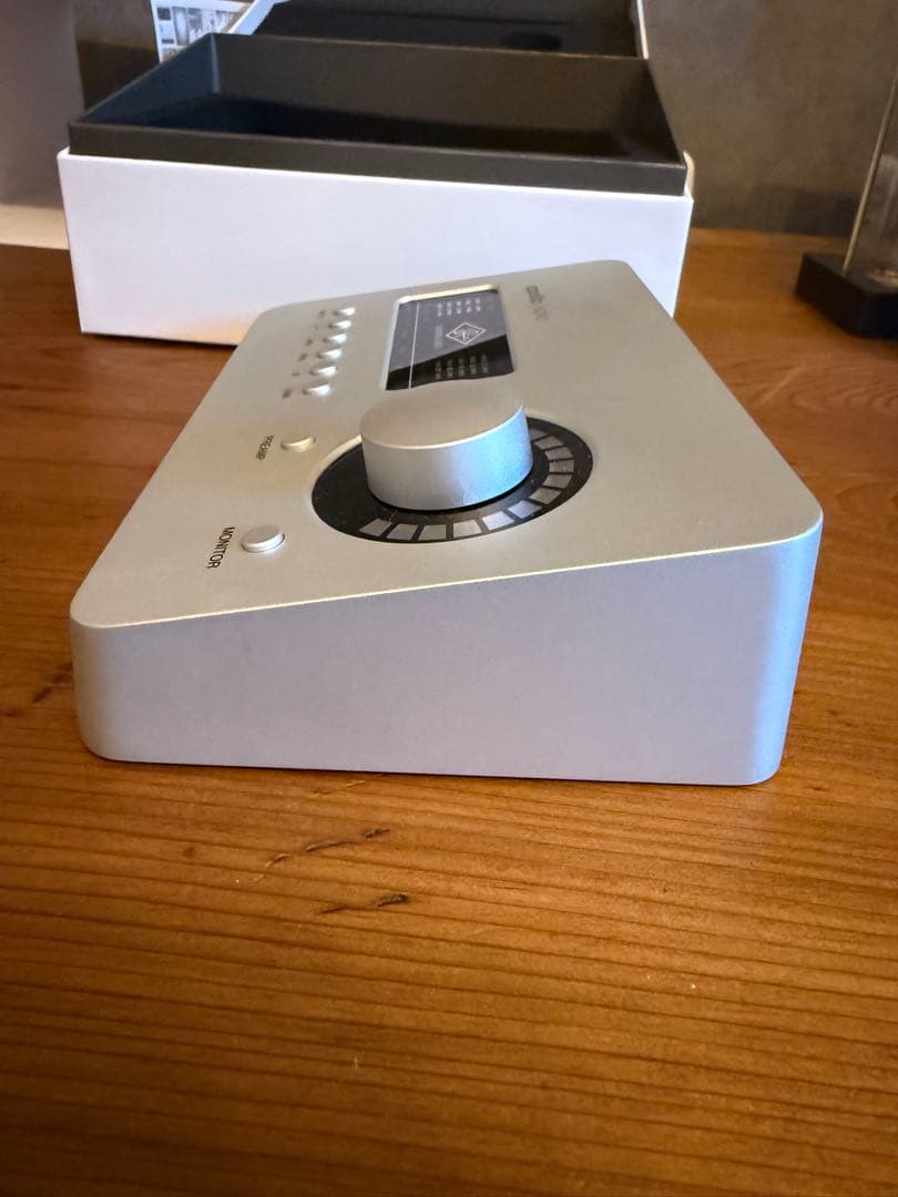 DTM・DAW UNIVERSAL AUDIO APOLLO SOLO Thunderbolt