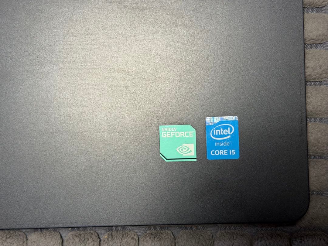 DELLノートパソコン　Inspiron 5749