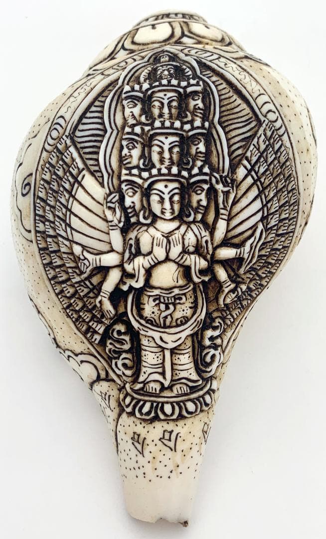 ◆チベット密教法具　法螺貝（シャンカ）十一面千手千眼観音菩薩-A-