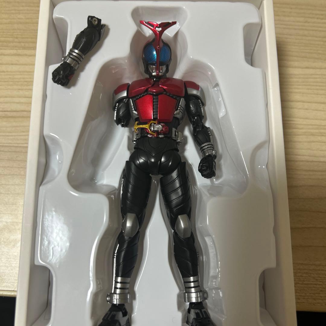 【ジャンク】S.H.Figuarts真骨彫仮面ライダーカブト