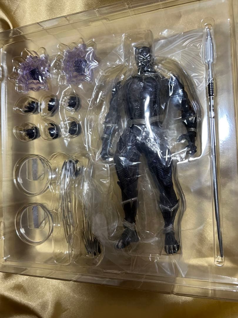 希少！ リボルテック アメイジングヤマグチ ブラックパンサー