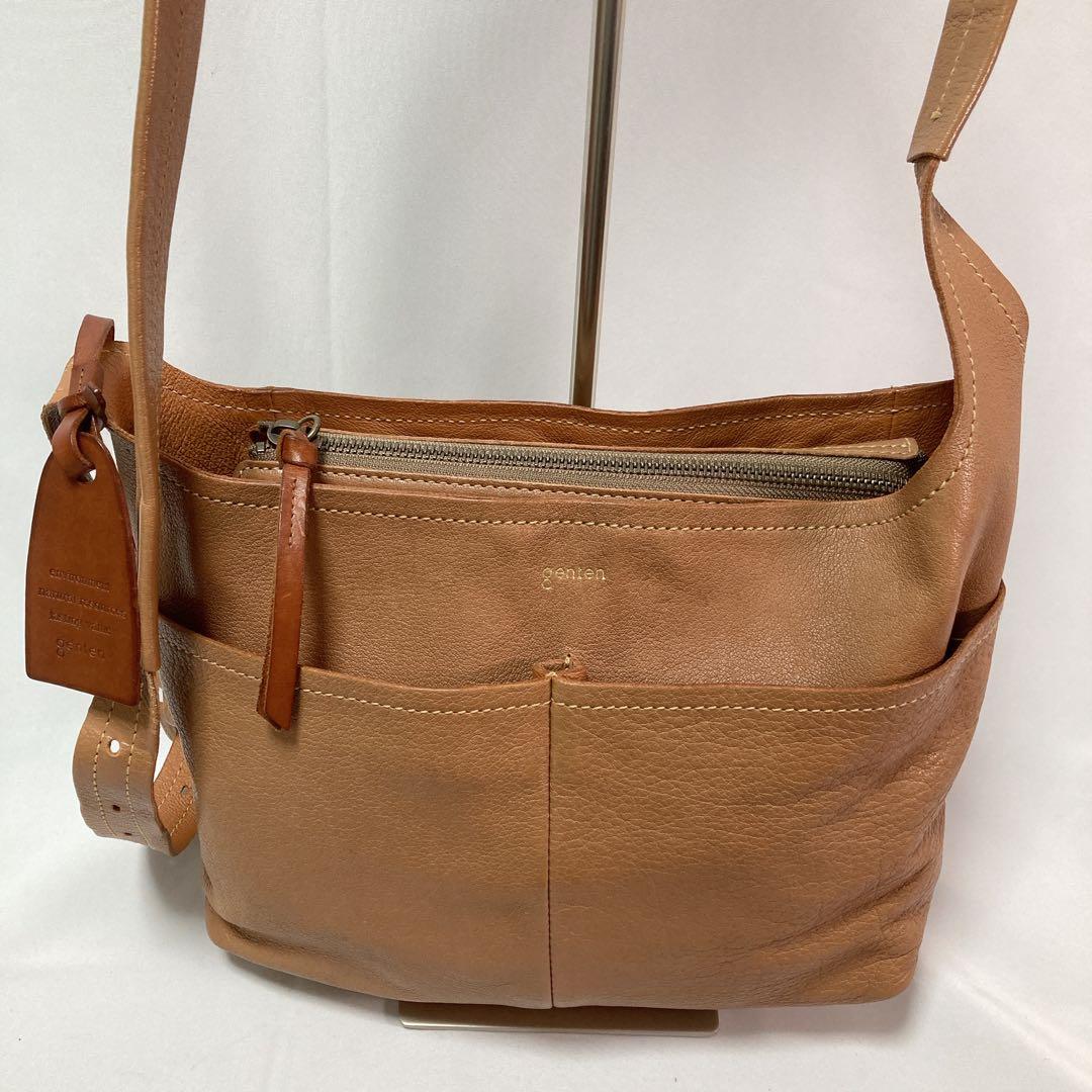 genten ゲンテン タスカ ロゴ ショルダーバッグ レザー グレージュ