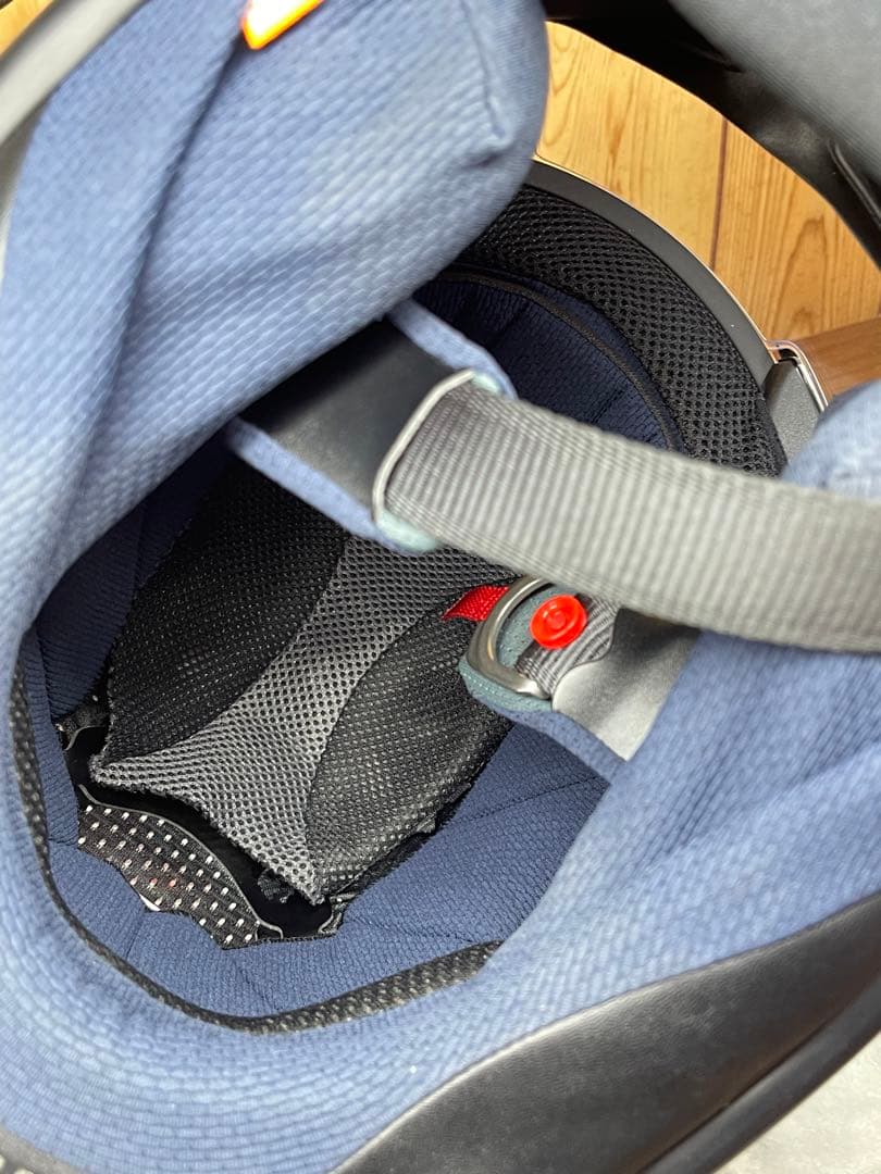 【美品】Araiアライ アストロGX グラスホワイト　59.60cm　Ｌサイズ