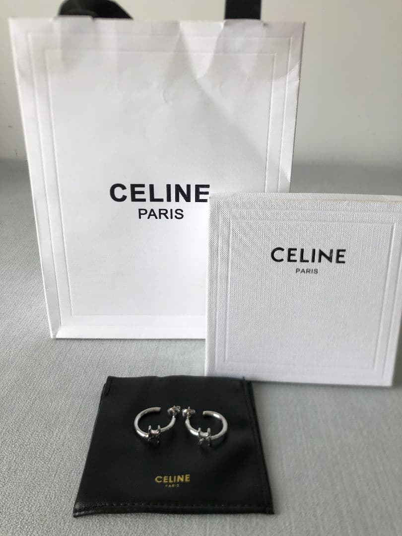 Celine セリーヌ シルバー ピアス ロゴ　おしゃれ