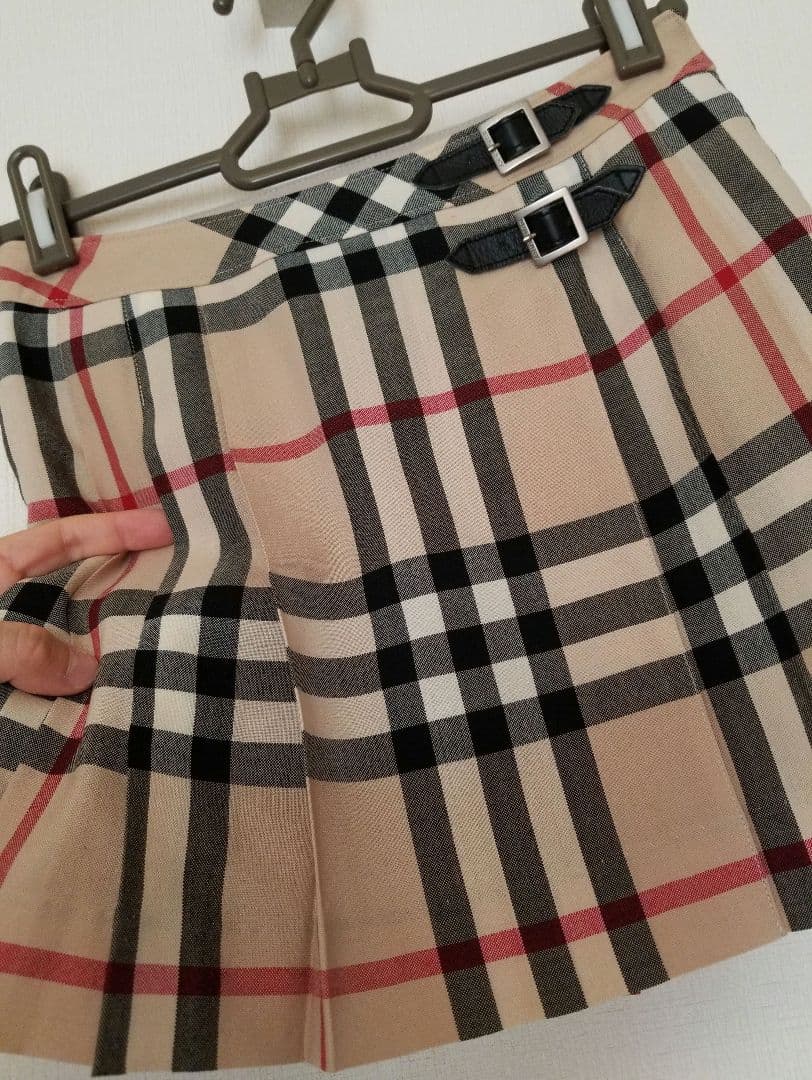 バーバリーキッズスカート 未使用近 ベージュノバチェック女の子120