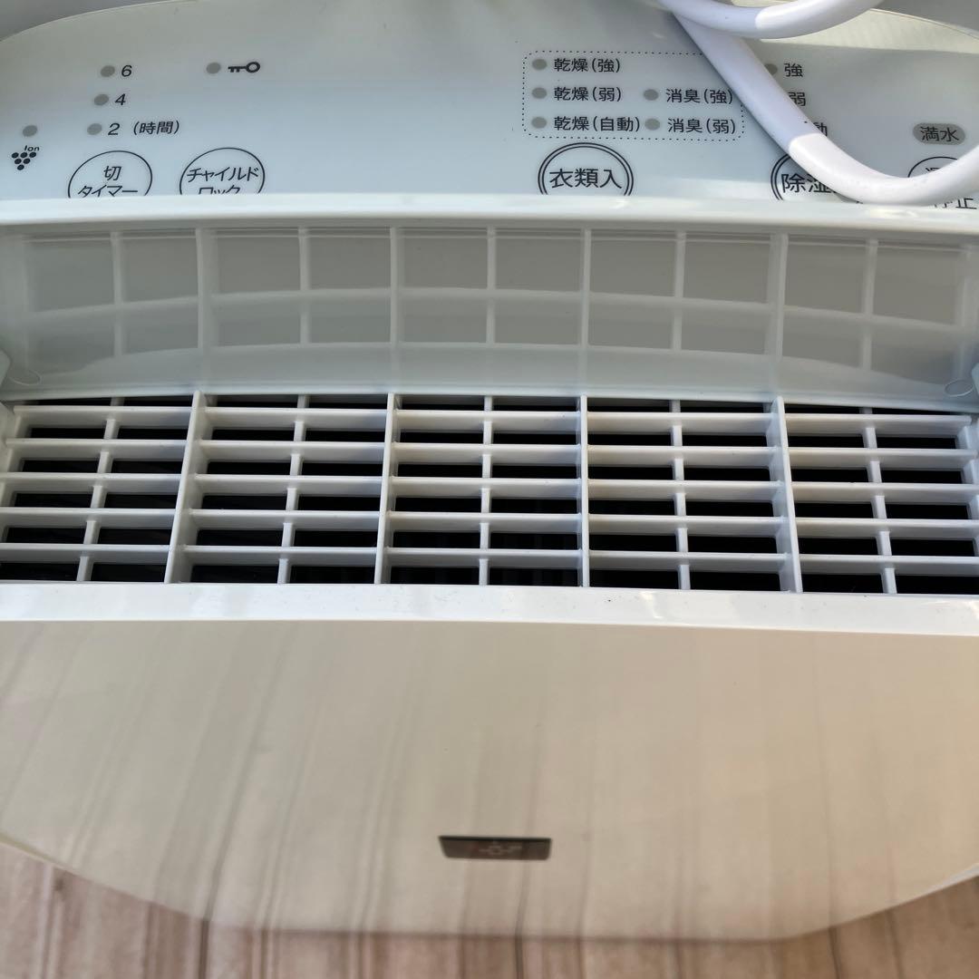 シャープ 衣類乾燥 除湿機 CV-R71-W