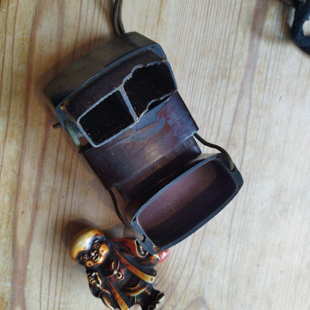 骨董　古民具　道具　印籠と根付　袋入