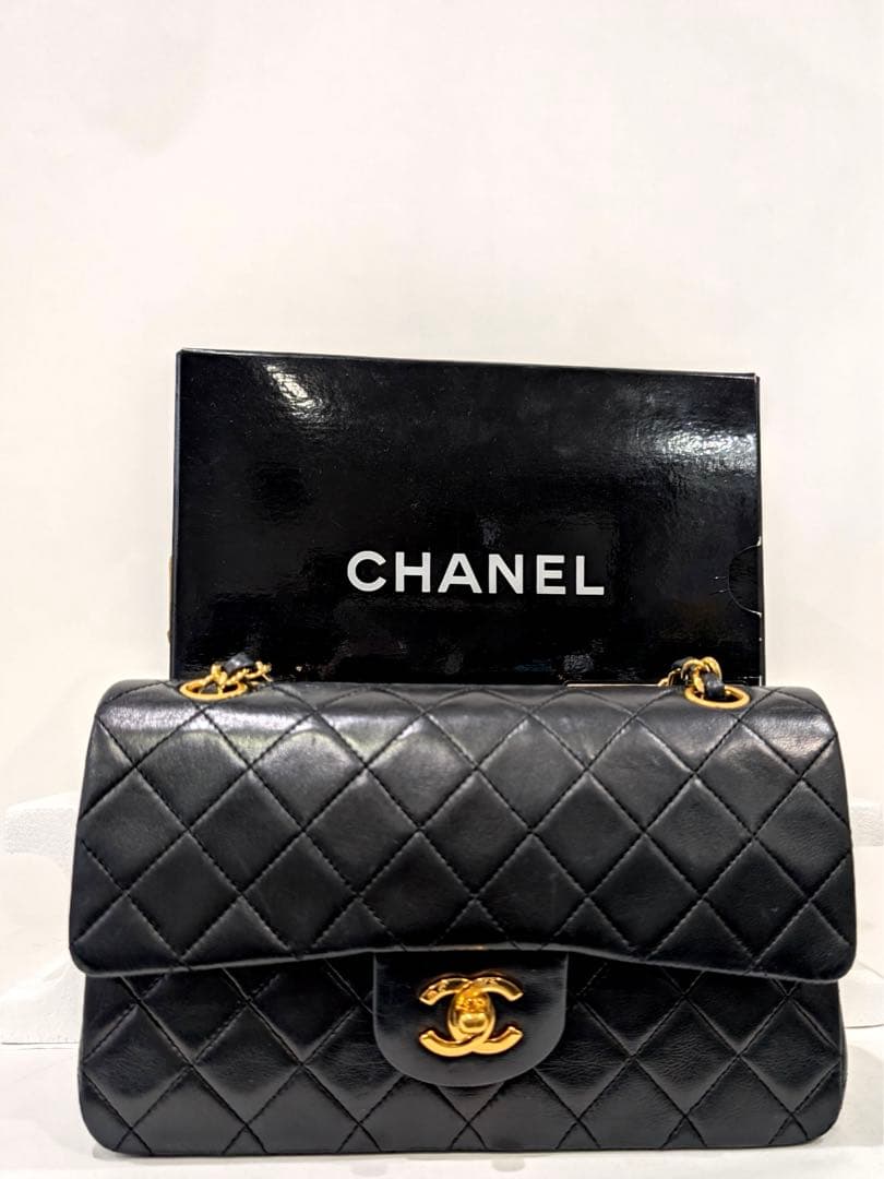 美品 CHANEL マトラッセ Wフラップ Wチェーンショルダー ラムスキン