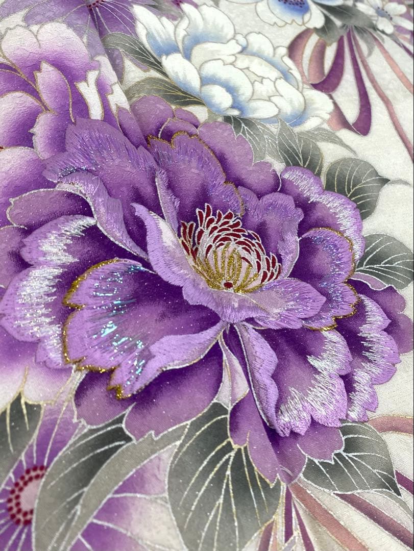 メーカー品振袖 豪華 ラメ刺繍 金彩 銀彩 紋意匠 身丈cm 撥水加工済