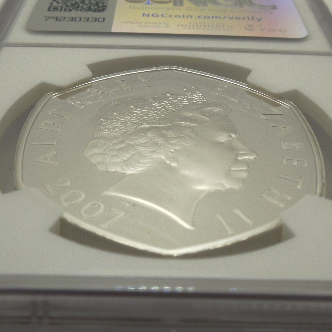 2007年 エリザベス女王結婚60周年 5ポンド 銀貨 NGC PF68UC