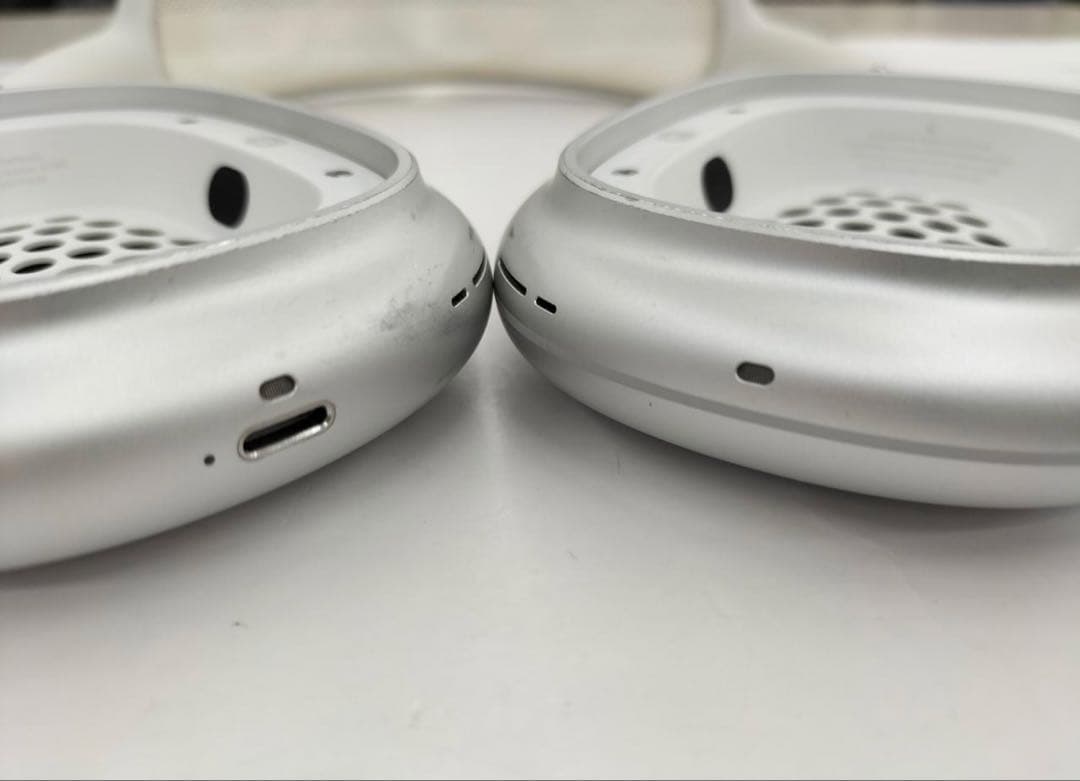 AirPods Max Lightningモデル